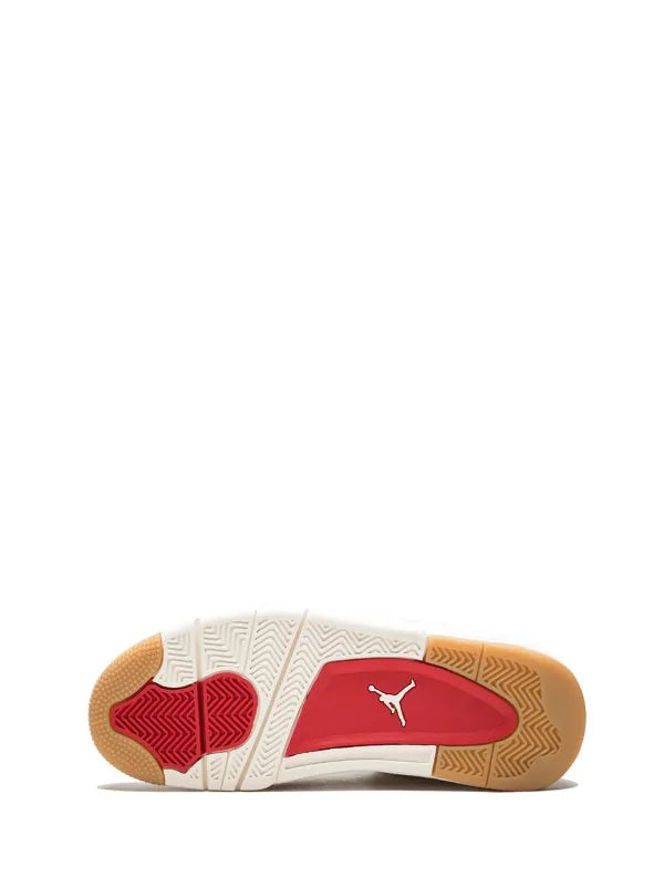 Air Jordan 4 x Levi’s Retro sneakers