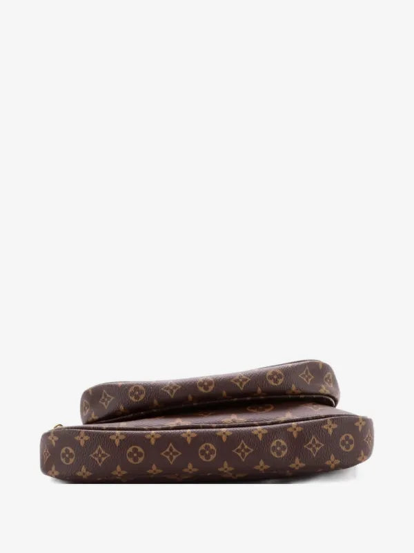 Louis Vuitton Multi Pochette Accessoires in Monogram canvas