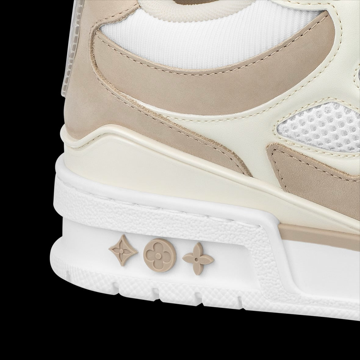 Beige LV Skate