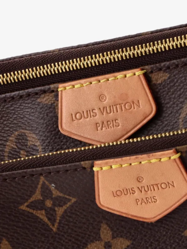 Louis Vuitton Multi Pochette Accessoires in Monogram canvas